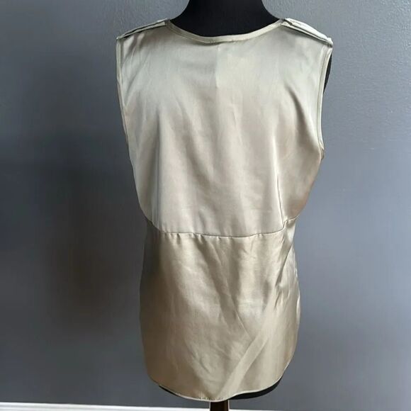Ann Taylor silk bottom shimmery olive sleeveless hidden button front top. Size 8 - Picture 5 of 8